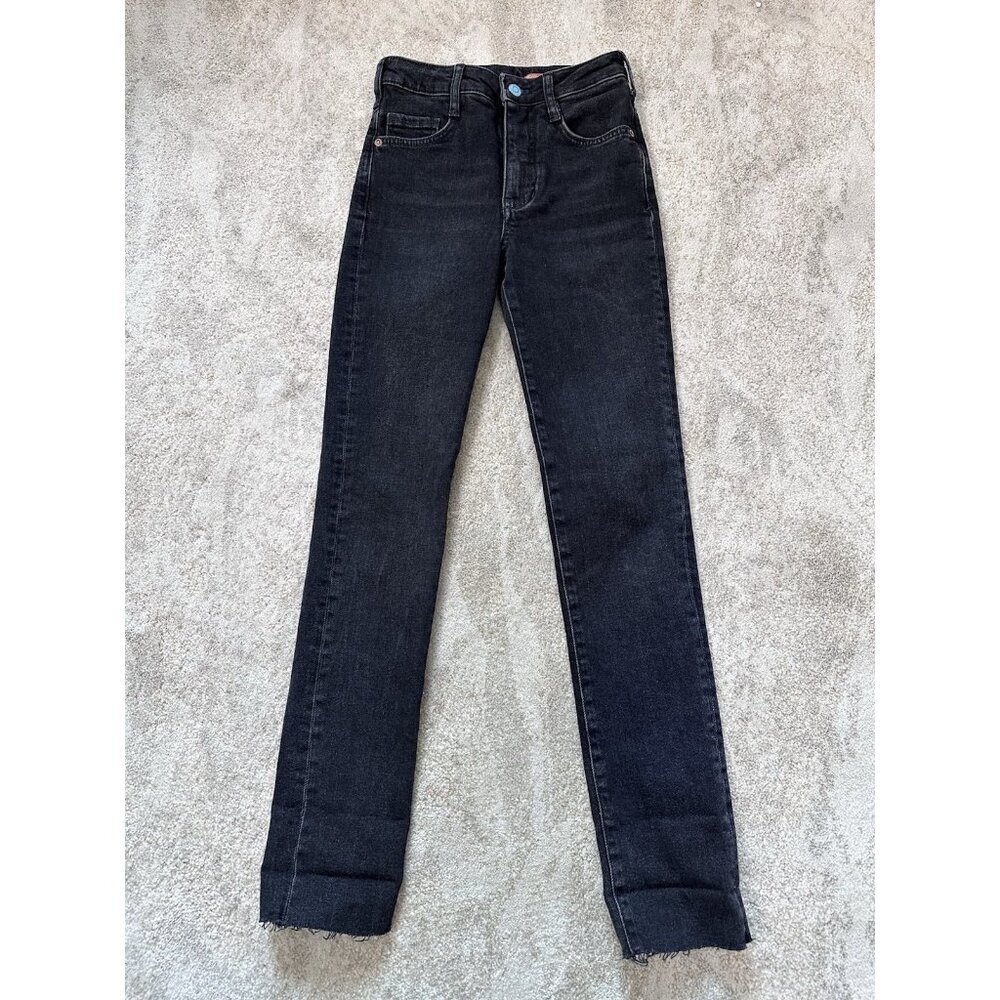Anthropologie Pilcro High-Rise Cigarette Jean black size 29 raw hem straight leg